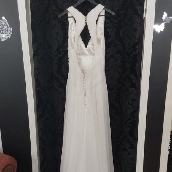 Alfred Sung Bridal Wedding Gown 7074 - Picture 3 of 5